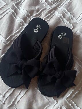 Black Bow Flip Flop Sandals
